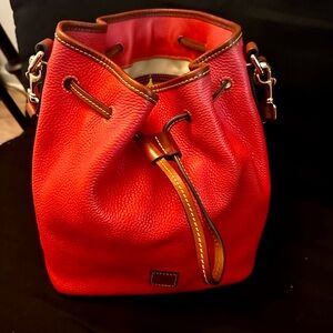 Great condition Dooney & Bourke